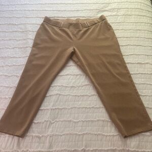Women’s size 18-20 super soft Business casual Pull-on pants.